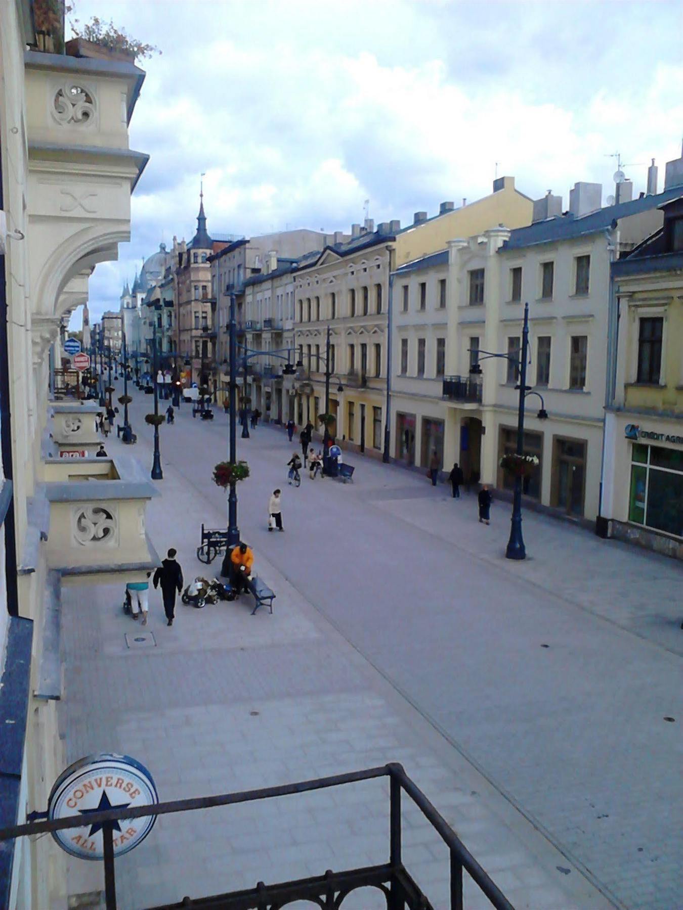 Home & Travel Лодз Екстериор снимка